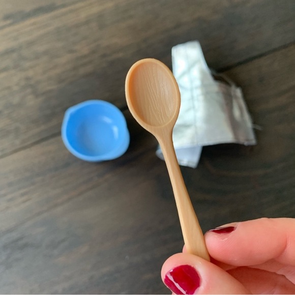 Elf On The Shelf Claus Couture Sweet Shop Bake Set Apron Bowl & Spoon Christmas - Picture 9 of 10